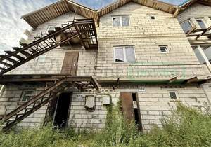 Дом 150м², 3-этажный, участок 1 сот.  