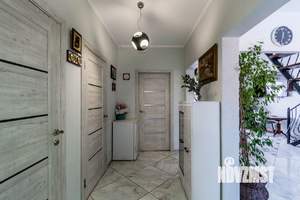 Дом 136м&sup2;, 2-этажный, участок 9 сот.  