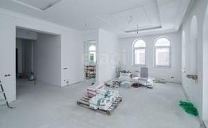 Дом 261м&sup2;, 3-этажный, участок 7 сот.  