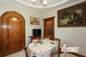 Таунхаус 385м², 4-этажный, участок 5 сот.  
