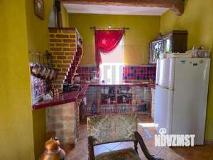 Дом 262м&sup2;, 3-этажный, участок 12 сот.  