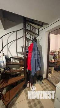 Дом 42м&sup2;, 2-этажный, участок 5 сот.  