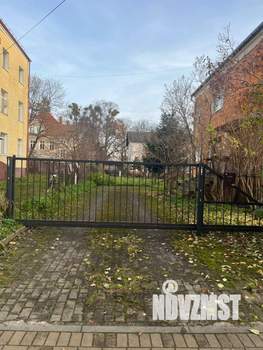 Дом 258м&sup2;, 3-этажный, участок 11 сот.  