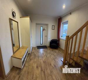 Дом 106м&sup2;, 2-этажный, участок 8 сот.  