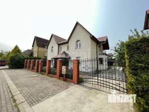 Дом 230м², 2-этажный, участок 6 сот.  