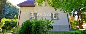 Дом 350м², 3-этажный, участок 9 сот.  