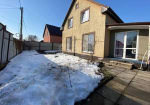 Дом 110м&sup2;, 2-этажный, участок 6 сот.  