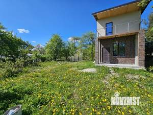 Дом 100м&sup2;, 2-этажный, участок 5 сот.  