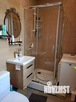 Дом 98м&sup2;, 2-этажный, участок 5 сот.  