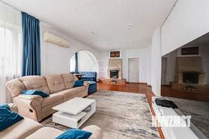 Дом 242м&sup2;, 2-этажный, участок 13 сот.  