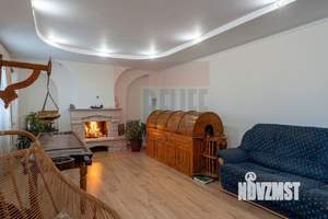 Коттедж 431м², 3-этажный, участок 6 сот.  