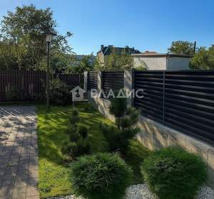 Дом 159м&sup2;, 2-этажный, участок 6 сот.  