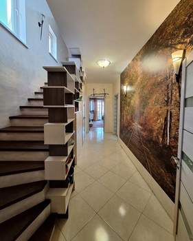 Дом 126м&sup2;, 2-этажный, участок 6 сот.  