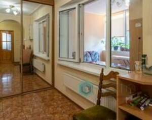 Дом 431м&sup2;, 3-этажный, участок 12 сот.  