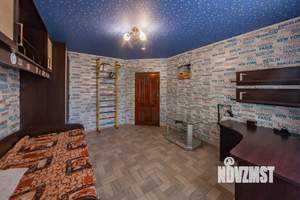 Таунхаус 210м², 3-этажный, участок 8 сот.  