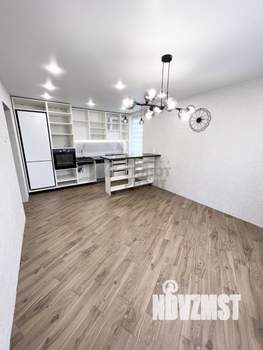Дом 180м², 2-этажный, участок 7 сот.  