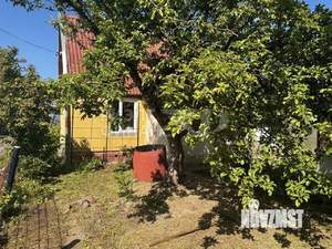 Дом 40м², 2-этажный, участок 6 сот.  