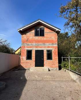 Дом 92м², 2-этажный, участок 2 сот.  