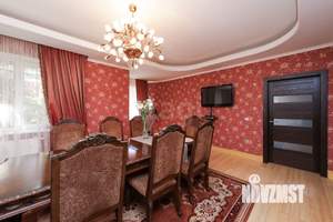 Дом 320м², 3-этажный, участок 12 сот.  