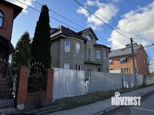 Дом 360м², 2-этажный, участок 6 сот.  