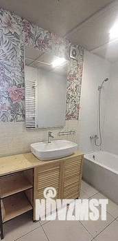 Дом 107м&sup2;, 2-этажный, участок 7 сот.  