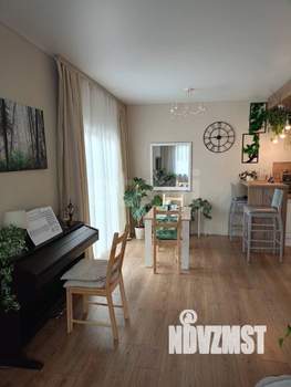 Дом 98м², 2-этажный, участок 5 сот.  