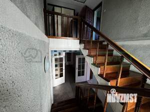 Дом 290м², 3-этажный, участок 16 сот.  