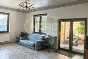 Дом 160м&sup2;, 2-этажный, участок 4 сот.  