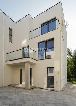 Дом 175м&sup2;, 3-этажный, участок 2 сот.  