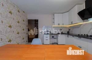 Дом 100м², 2-этажный, участок 4 сот.  