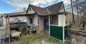 Дом 18м&sup2;, 2-этажный, участок 6 сот.  