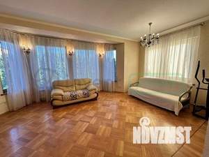 Дом 150м², 2-этажный, участок 6 сот.  