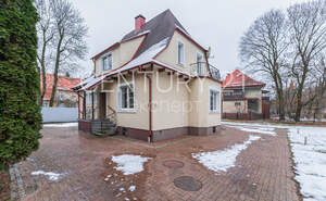 Дом 316м², 3-этажный, участок 11 сот.  