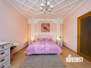 Таунхаус 200м², 3-этажный, участок 2 сот.  