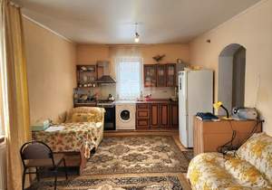 Дом 169м&sup2;, 2-этажный, участок 6 сот.  