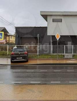 Дом 220м&sup2;, 2-этажный, участок 3 сот.  