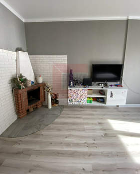 Дом 343м&sup2;, 3-этажный, участок 7 сот.  