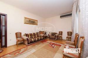 Дом 185м&sup2;, 2-этажный, участок 5 сот.  