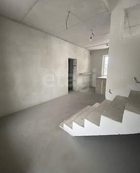 Дом 220м&sup2;, 2-этажный, участок 3 сот.  