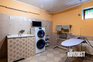 Дом 307м&sup2;, 3-этажный, участок 6 сот.  