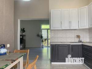 Дом 123м&sup2;, 2-этажный, участок 3 сот.  