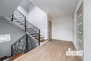 Дом 332м&sup2;, 3-этажный, участок 6 сот.  