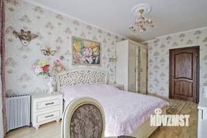 Дом 229м², 3-этажный, участок 3 сот.  
