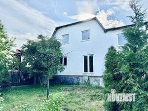 Дом 264м², 2-этажный, участок 6 сот.  