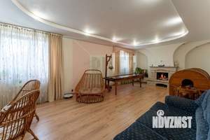 Коттедж 431м², 3-этажный, участок 6 сот.  