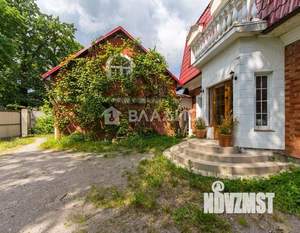 Дом 270м², 2-этажный, участок 8 сот.  