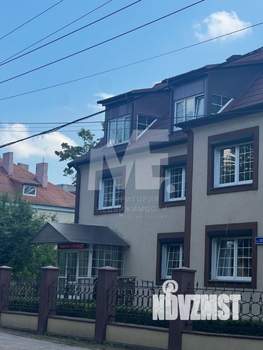 Дом 340м², 3-этажный, участок 10 сот.  