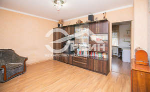 Дом 244м², 3-этажный, участок 0 сот.  