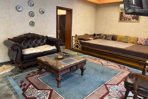 Дом 451м&sup2;, 2-этажный, участок 7 сот.  