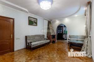 Дом 171м², 2-этажный, участок 4 сот.  